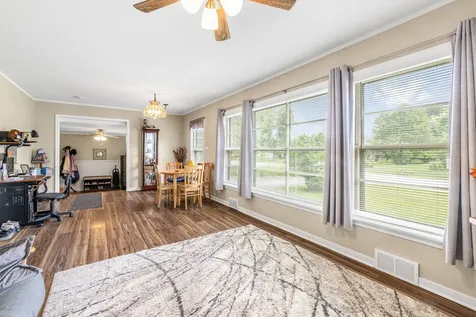 6918 Parkside Avenue Countryside IL 60525