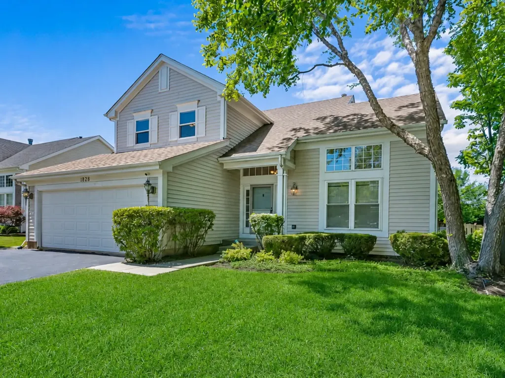 1828 Harrison Avenue Mundelein IL 60060