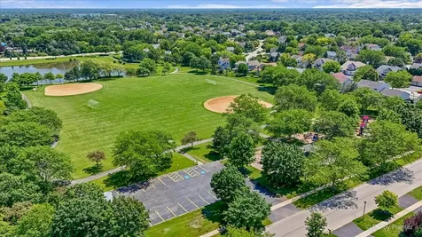 1828 Harrison Avenue Mundelein IL 60060