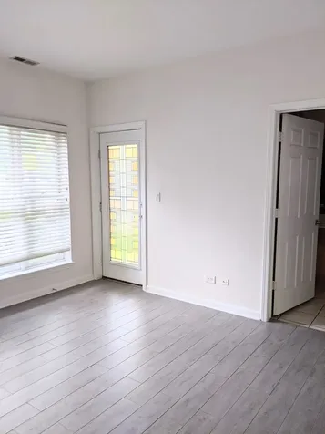 807 West 14th Place Chicago IL 60608