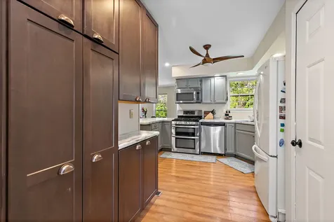 213 South West Griffin Place Poplar Grove IL 61065