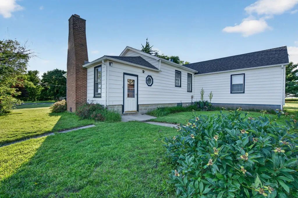 7950 West Eagle Lake Road Peotone IL 60468