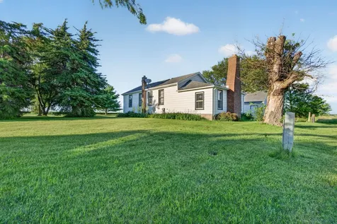 7950 West Eagle Lake Road Peotone IL 60468