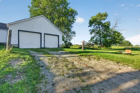 7950 West Eagle Lake Road Peotone IL 60468