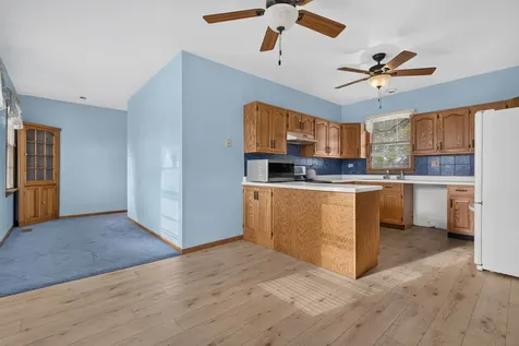 7950 West Eagle Lake Road Peotone IL 60468