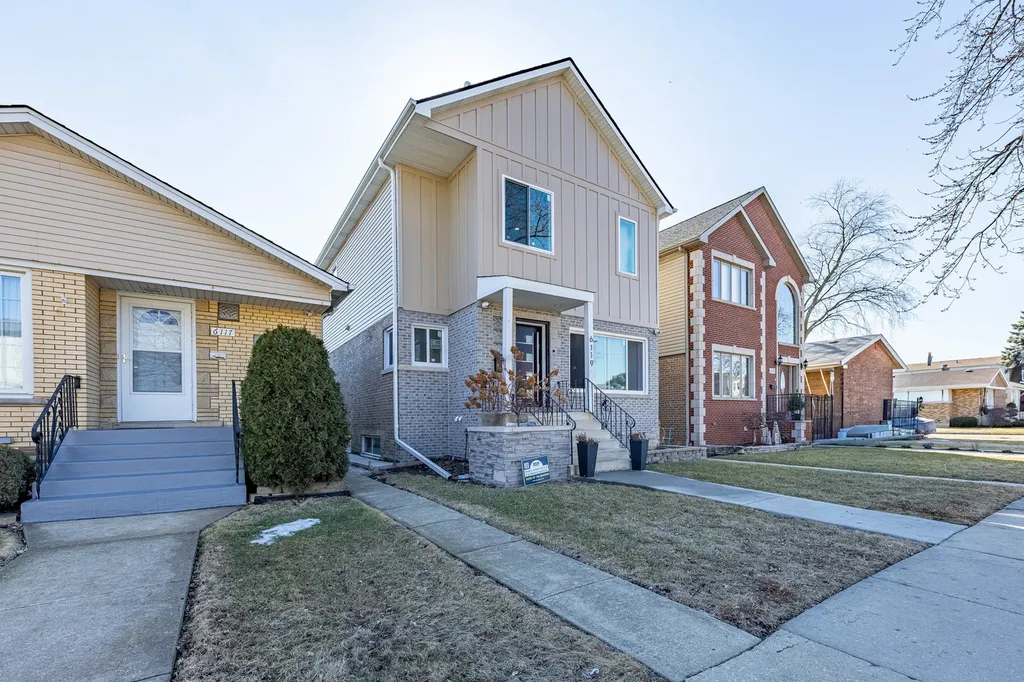 6119 West 55th Street Chicago IL 60638