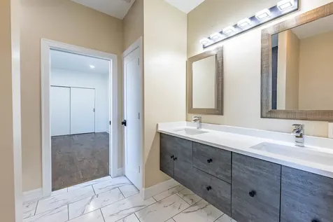 6119 West 55th Street Chicago IL 60638
