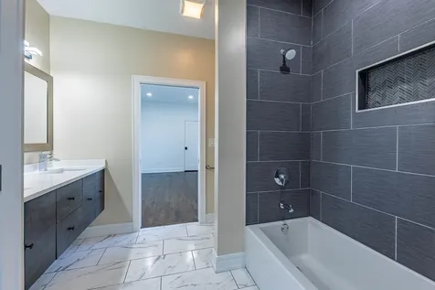 6119 West 55th Street Chicago IL 60638