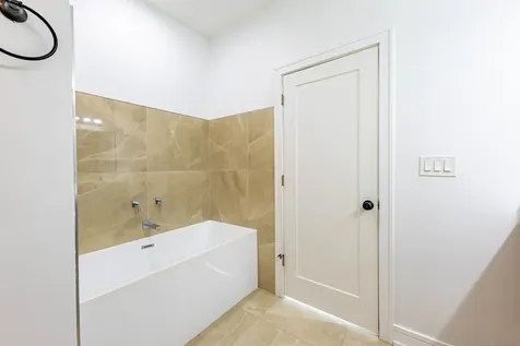 6119 West 55th Street Chicago IL 60638