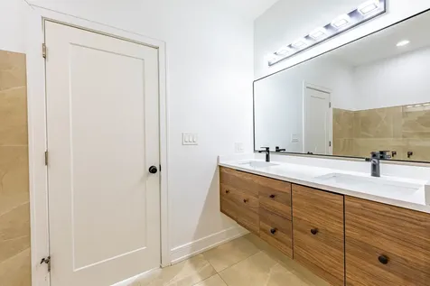 6119 West 55th Street Chicago IL 60638