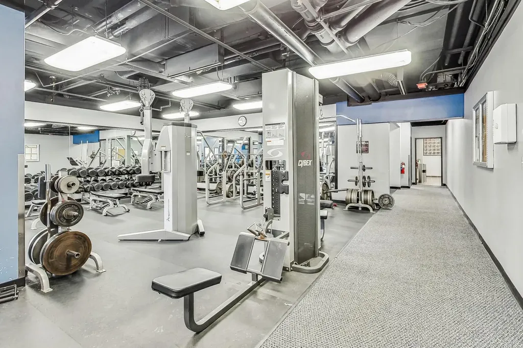 10 East Ontario Street Chicago IL 60611
