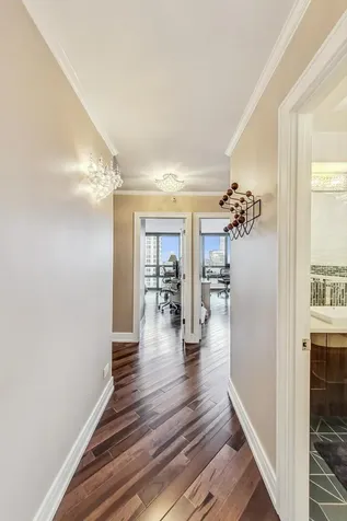 10 East Ontario Street Chicago IL 60611