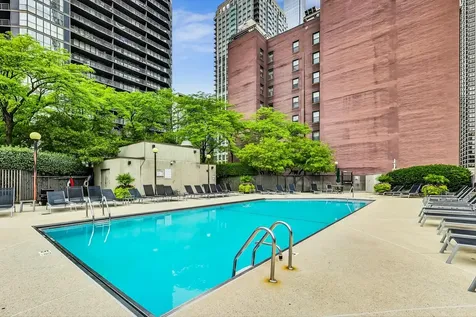 10 East Ontario Street Chicago IL 60611