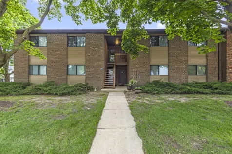 401 Concord Avenue South Elgin IL 60177