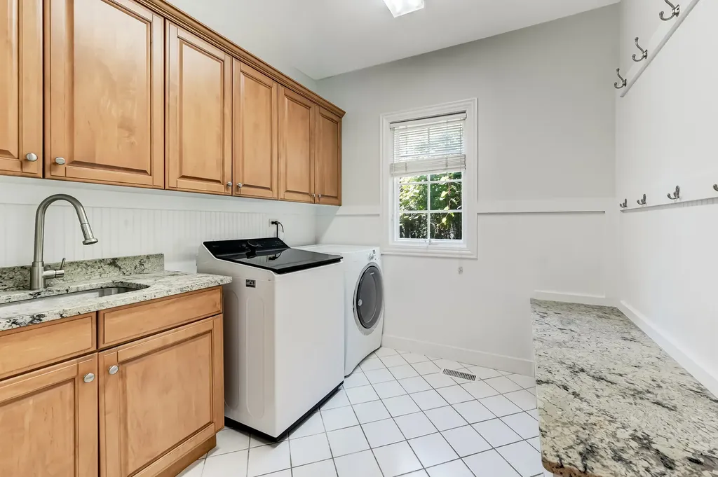 5705 South Elm Street Hinsdale IL 60521