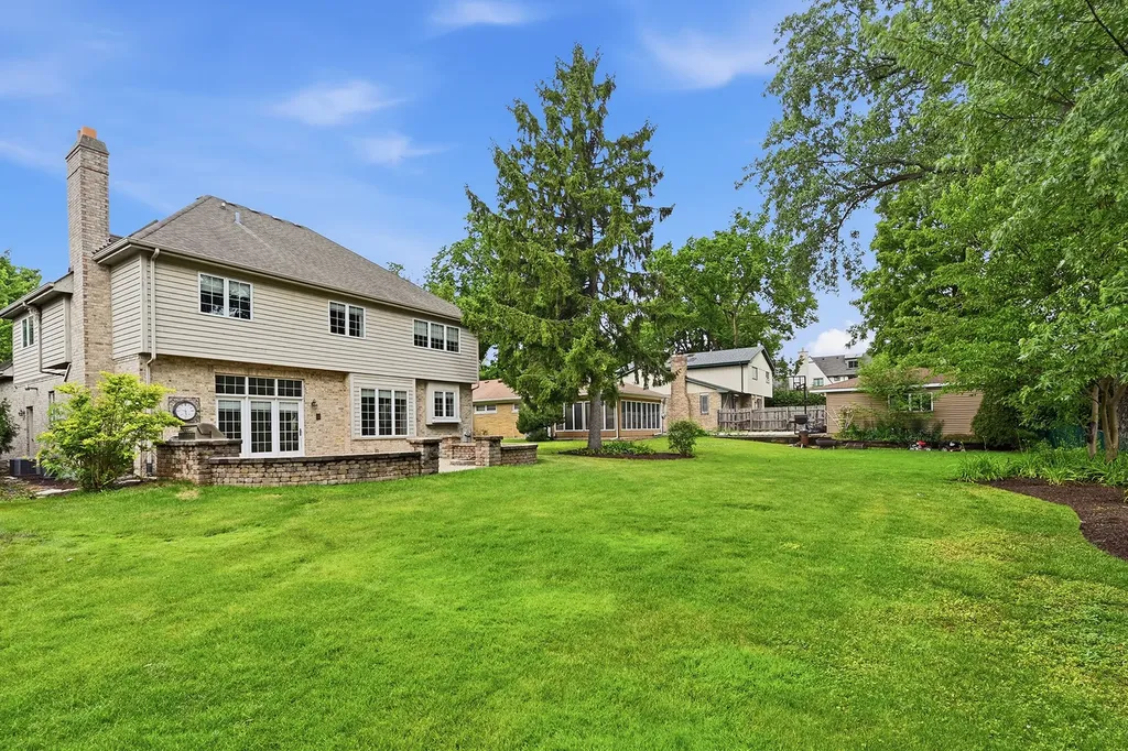 5705 South Elm Street Hinsdale IL 60521