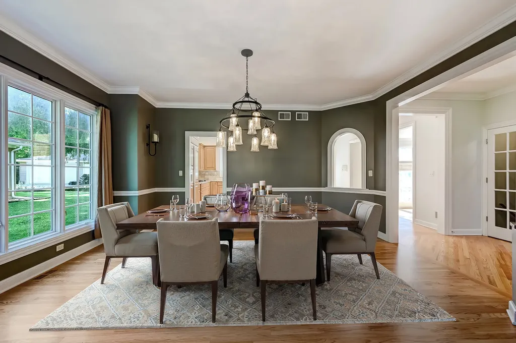 5705 South Elm Street Hinsdale IL 60521
