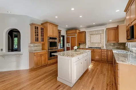 5705 South Elm Street Hinsdale IL 60521