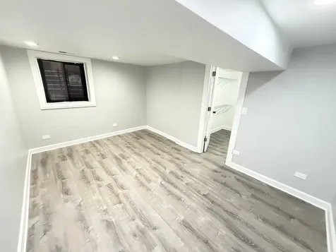 2415 North Hamlin Avenue Chicago IL 60647