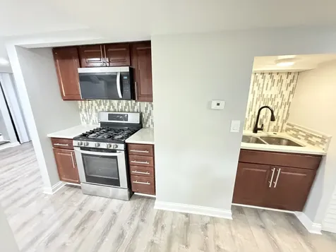 2415 North Hamlin Avenue Chicago IL 60647