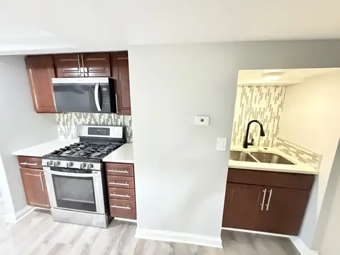 2415 North Hamlin Avenue Chicago IL 60647