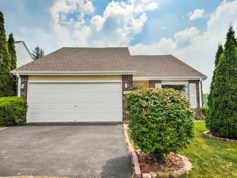7061 Yorkshire Drive Woodridge IL 60517