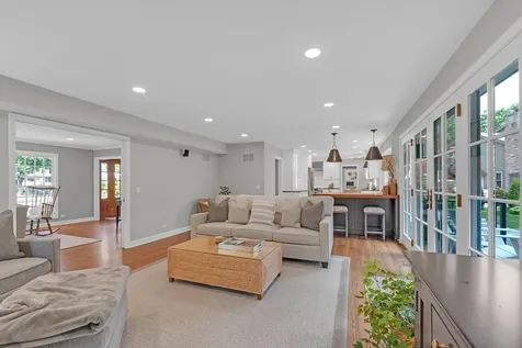 991 Huntleigh Drive Naperville IL 60540