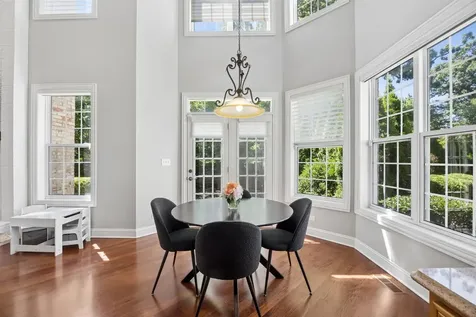 1015 White Pine Lane Western Springs IL 60558