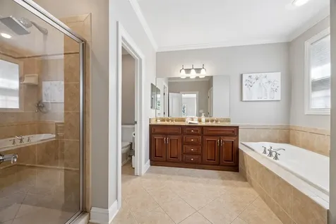 1015 White Pine Lane Western Springs IL 60558