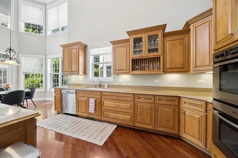 1015 White Pine Lane Western Springs IL 60558