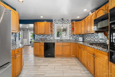 2405 Sarah Street Franklin Park IL 60131