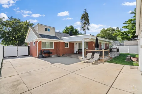 2405 Sarah Street Franklin Park IL 60131