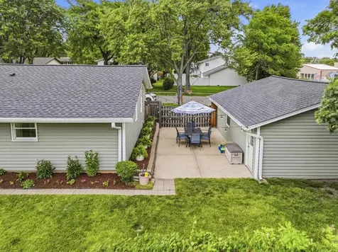 927 East Sayles Drive Palatine IL 60074
