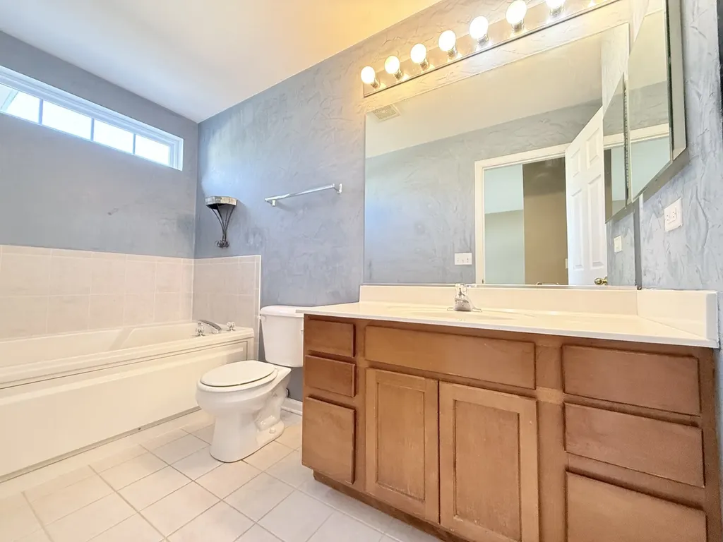 2307 Stoughton Drive Aurora IL 60502