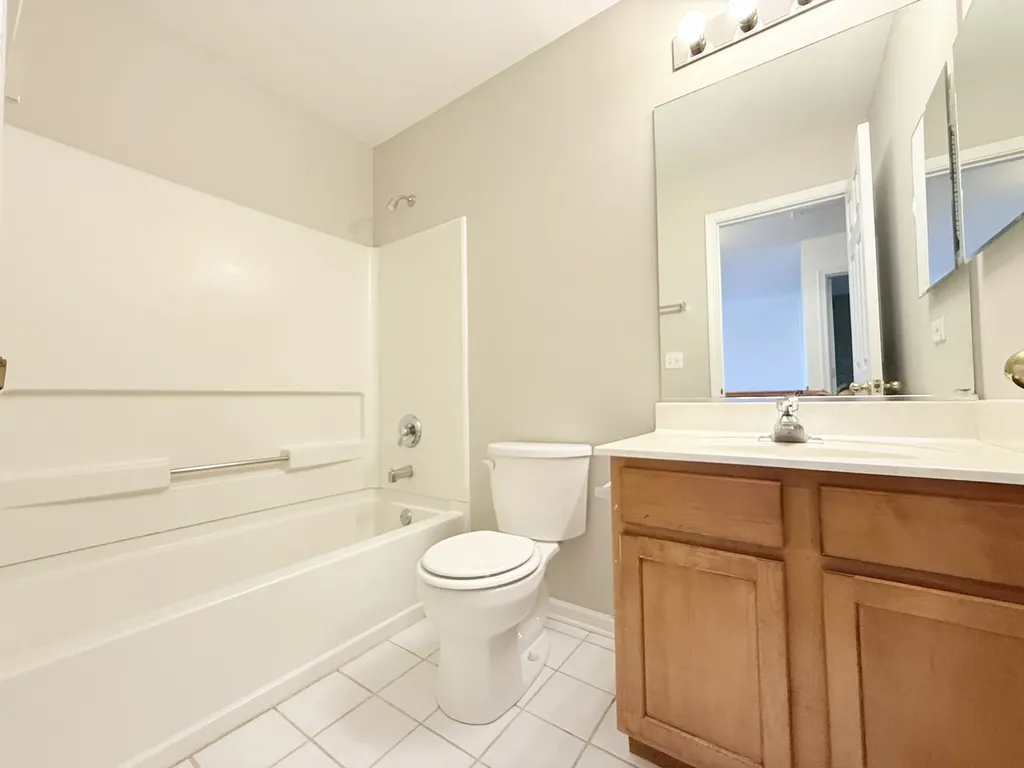 2307 Stoughton Drive Aurora IL 60502
