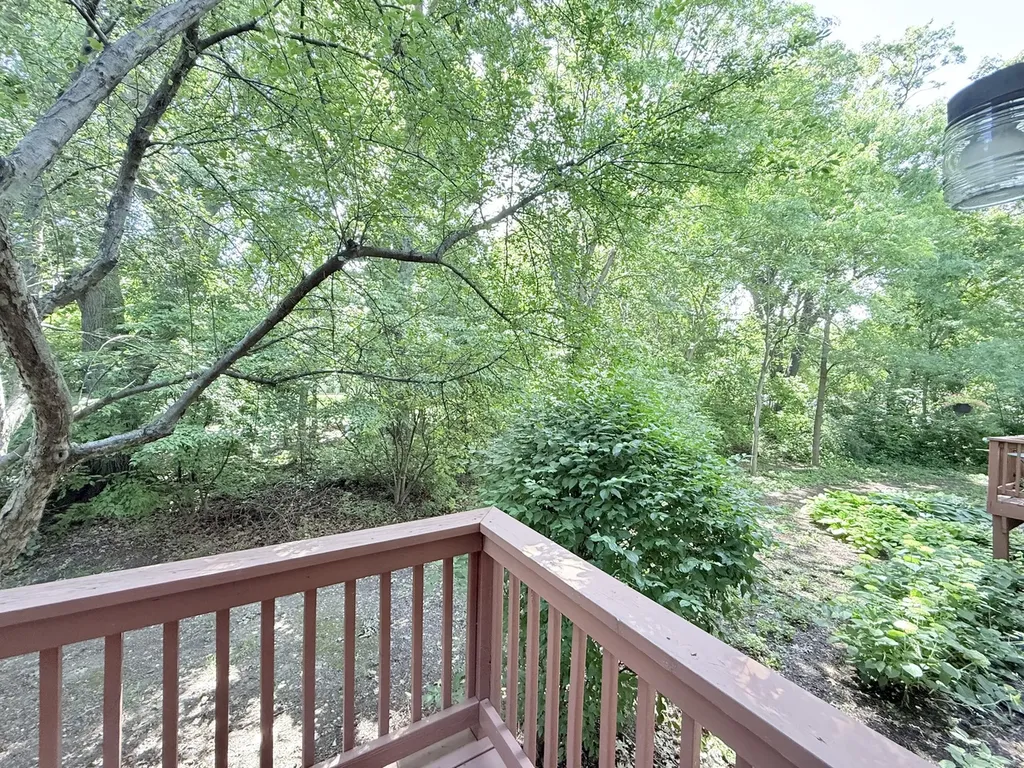 2307 Stoughton Drive Aurora IL 60502