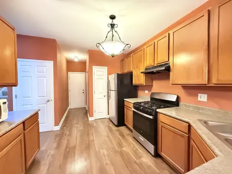 2307 Stoughton Drive Aurora IL 60502