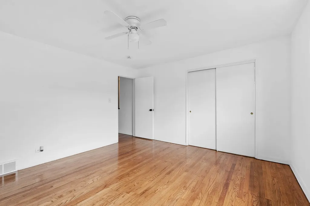 4864 Carol Street Skokie IL 60077