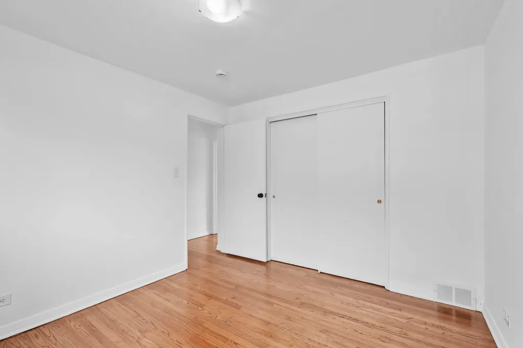 4864 Carol Street Skokie IL 60077