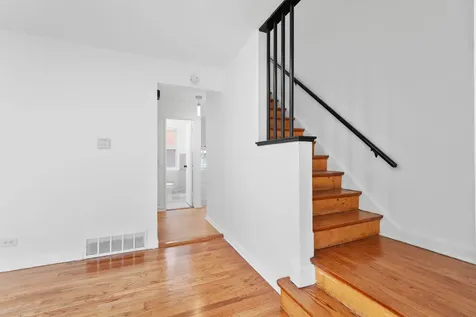 4864 Carol Street Skokie IL 60077