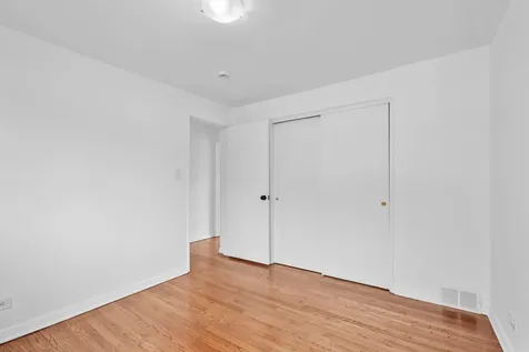 4864 Carol Street Skokie IL 60077