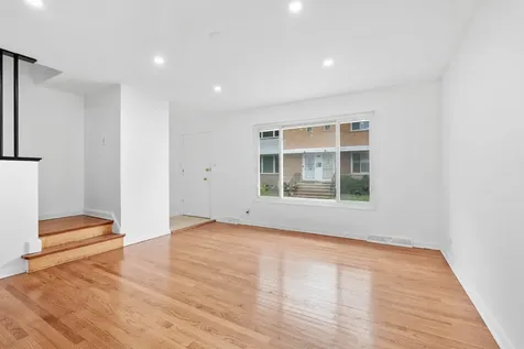 4864 Carol Street Skokie IL 60077