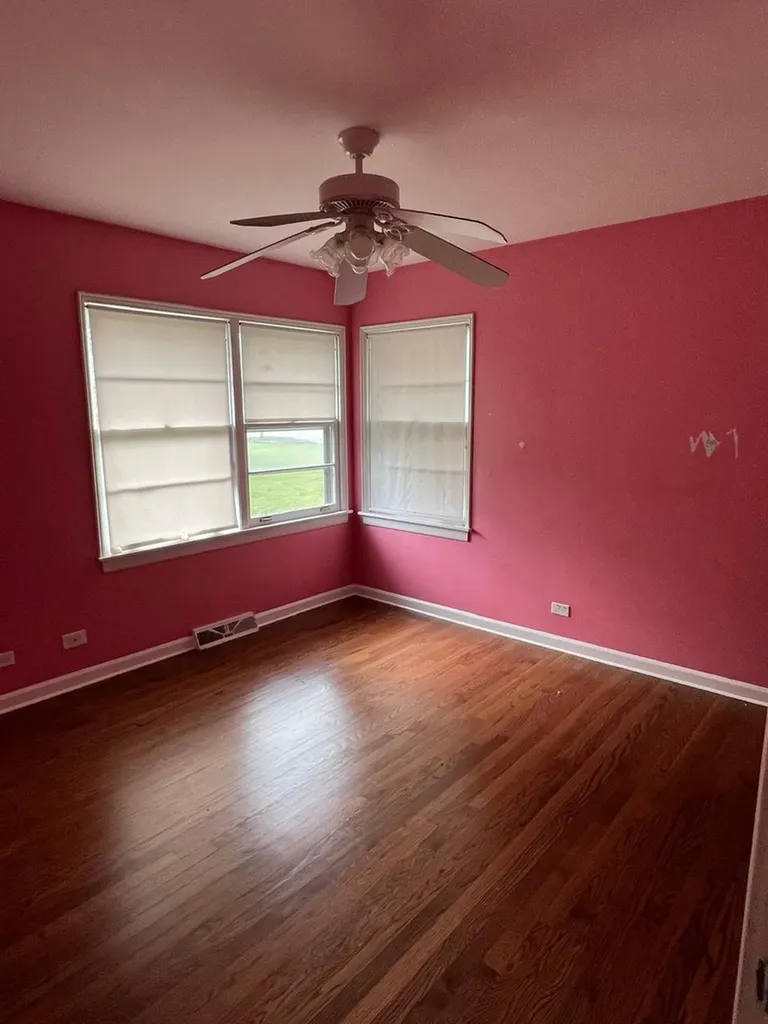 6536 South Ridge Road Westmont IL 60559
