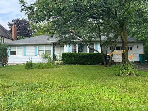 6536 South Ridge Road Westmont IL 60559