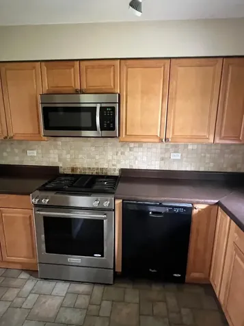 6536 South Ridge Road Westmont IL 60559