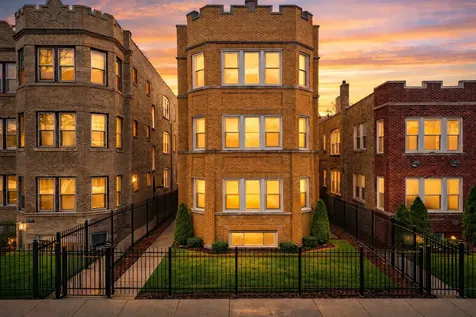 6215 North Oakley Avenue Chicago IL 60659
