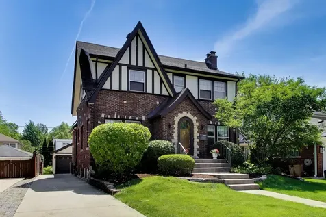 125 North Peck Avenue La Grange IL 60525