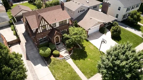 125 North Peck Avenue La Grange IL 60525