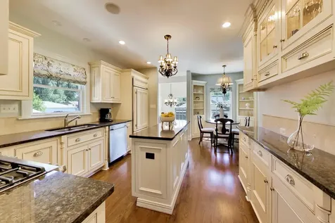 125 North Peck Avenue La Grange IL 60525