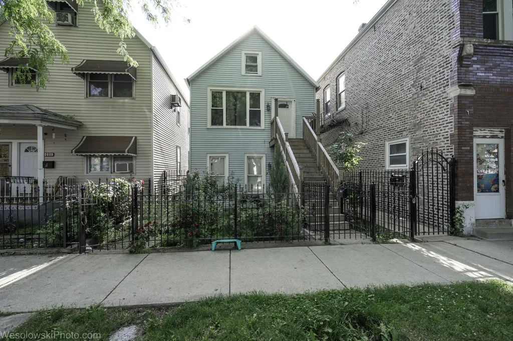 4548 South Justine Street Chicago IL 60609
